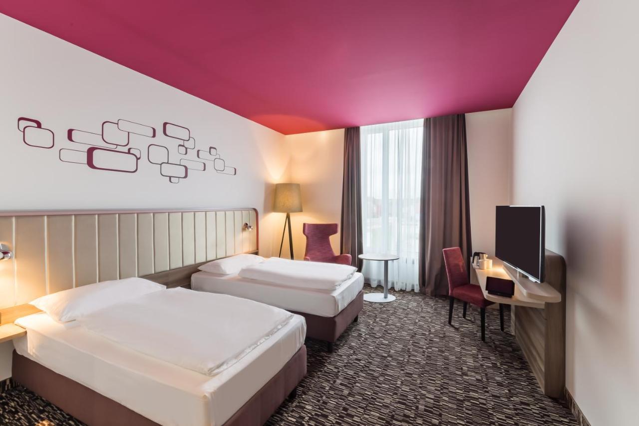 Standard Twin Room,1323836371:JPEG